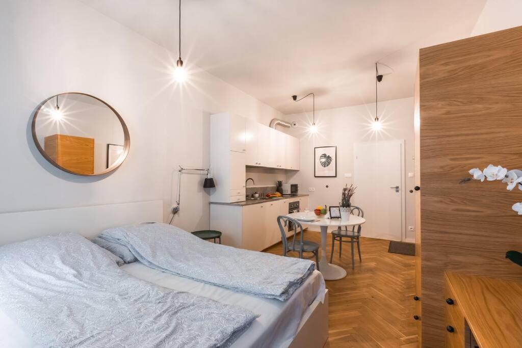 Cute Apartment Perfect For Business And Travel. Varsavia Esterno foto